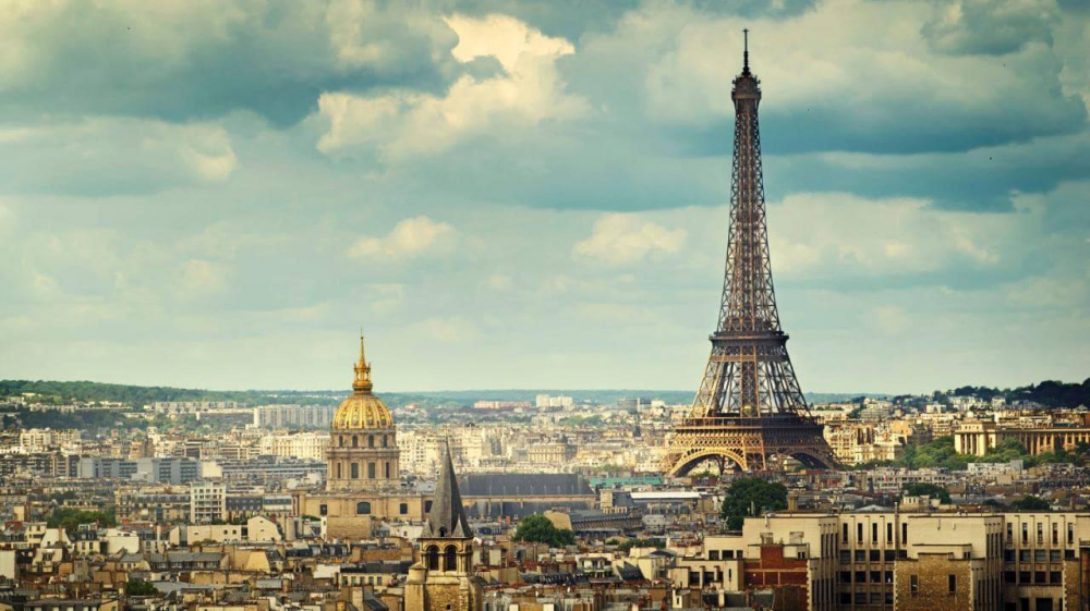 widok Paryża z Wieżą Eiffla