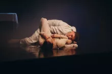 Spektakl teatru tańca PUZZLE w reżyserii i choreografii Karoliny Kucy. Nagroda Rektora UG dla  najlepszego spektaklu tegorocznego "PSTRO. II Przeglądu Studenckich Teatralnych Realizacji Offowych"