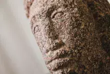 "Szczodrość form: Alfons Łosowski" - wystawa dorobku rzeźbiarza w Muzeum UG