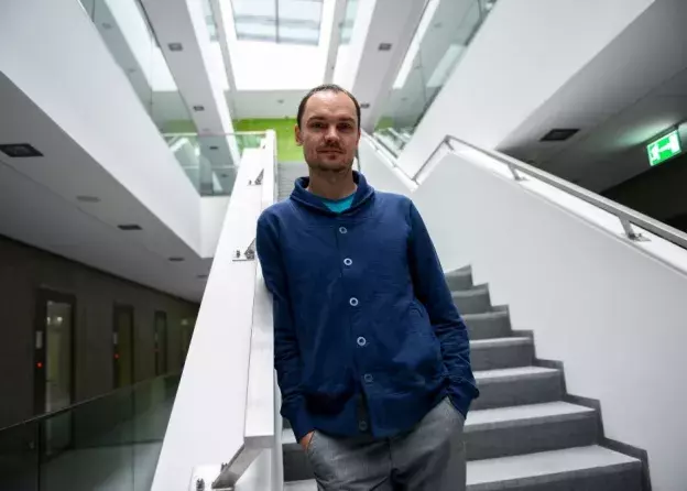 Prof. Tomasz Swoboda laureatem  „Literatury na Świecie” za rok 2023 za tłumaczenie Marcela Prousta