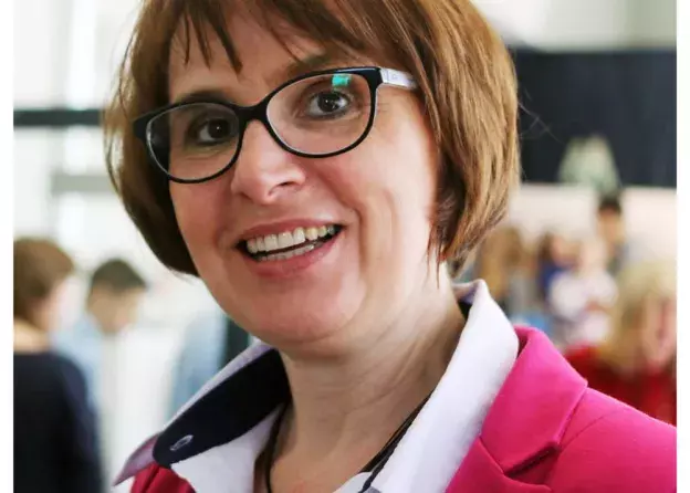 10 lat Etnofilologii kaszubskiej na Filologicznym UG. Kaszubskie doświadczenia - dr Justyna…