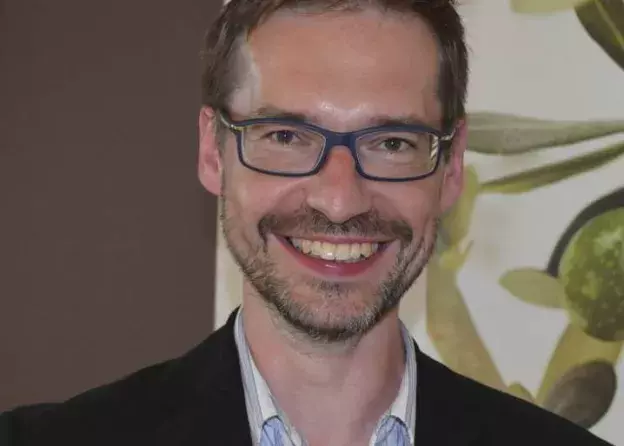 „Większą wagę powinniśmy przywiązywać do nauki skutecznego komunikowania się” - rozmowa z prof. UG…