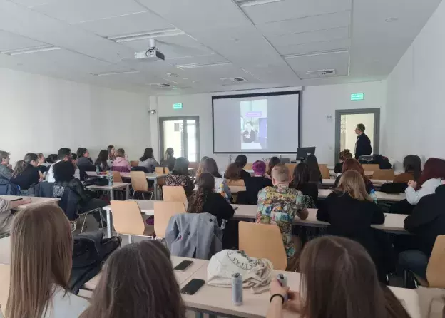 Międzynarodowa Wymiana Myśli: Studenci z Uniwersytetu w Sørøst-Norge na Naszej Uczelni