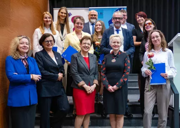Mgr Sylwia Romańska i dr Sonia Czaplewska - laureatki konkursu „Włączam Płeć do Badań”