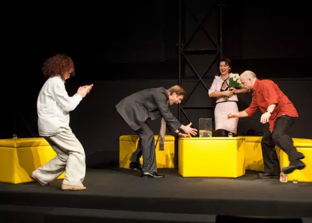 Sztuka (o) komunikacji — rozmowę spektaklu „Bóg…