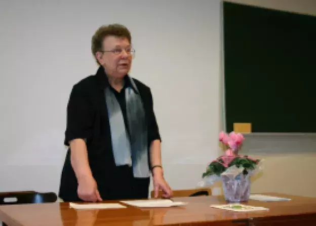 Prof. Regina Pawłowska, profesor emeritus UG, członkiem honorowym Towarzystwa Miłośników Języka…
